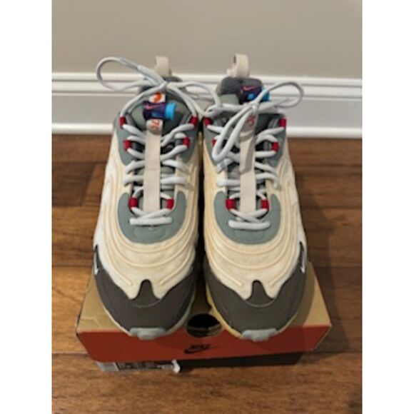 Nike Air Max 270 React Travis Scott Cactus Trails Size 10 - Picture 4 of 9